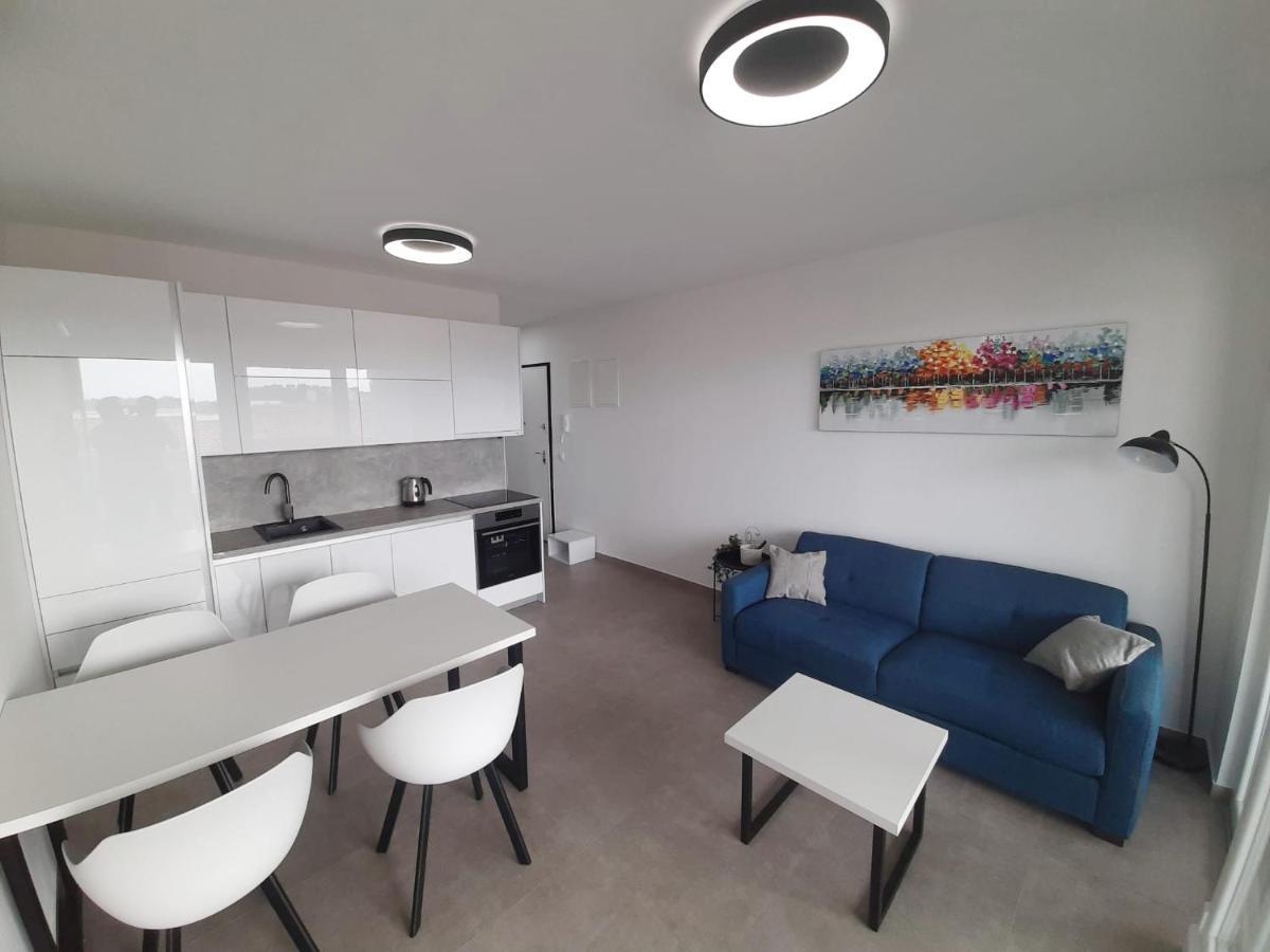 Apartments Anda Нин Экстерьер фото